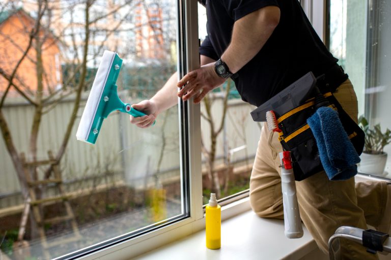 Soft Washing vs. Pressure Washing: What’s the Difference?